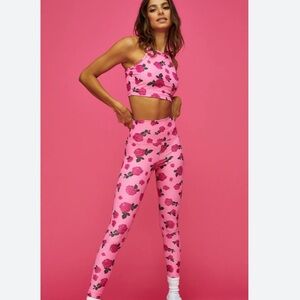 Beach riot workout set. Leggings and bra/top.